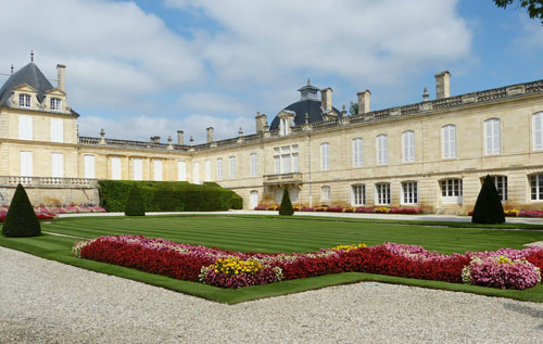 龍船酒莊（Chateau Beychevelle）